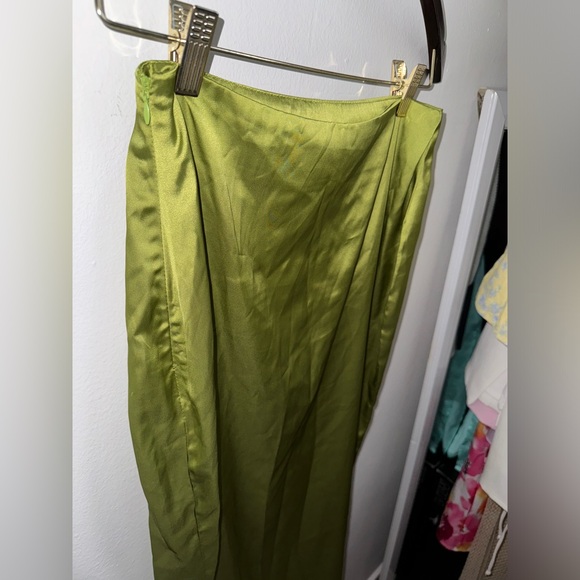 Satin High Waist Maxi Skirt - Picture 4 of 6